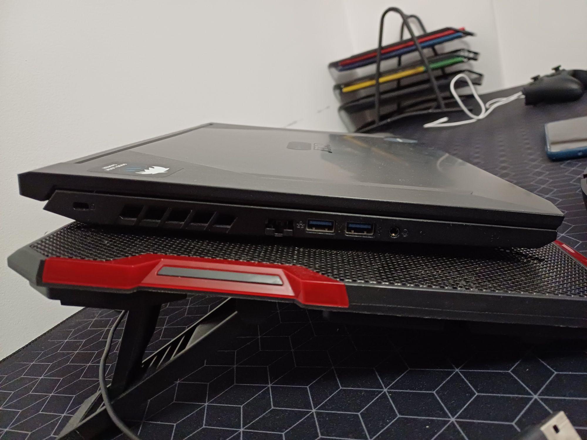 Vand laptop Acer Nitro 5