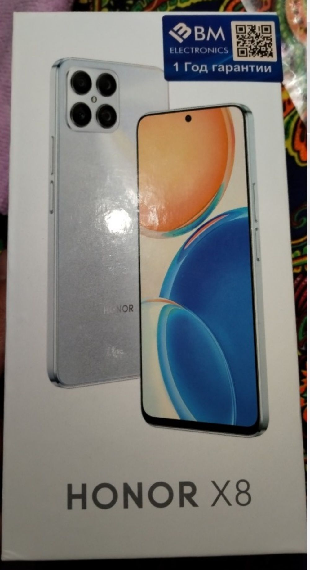 Honor x8 sotiladi holati ideal bir qo'l ishlatgan qirilgan joyi yo'q