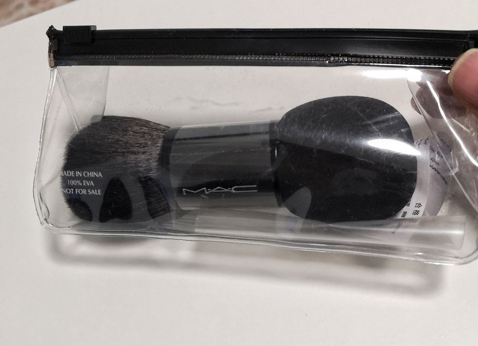 Четка за фон дю тен Blending Brush MAC, Shiseido