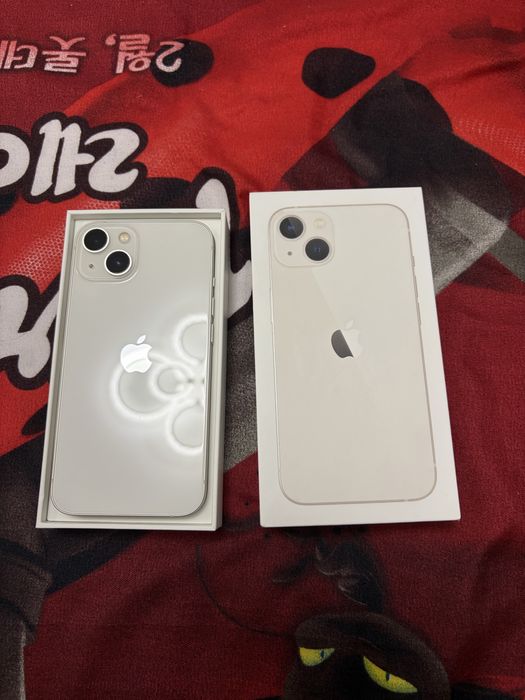 Продам айфон 13