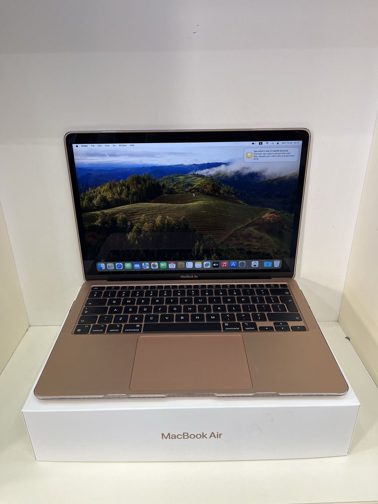 Macbook Air M1 256GB 10 цикъла ПЕРФЕКТЕН