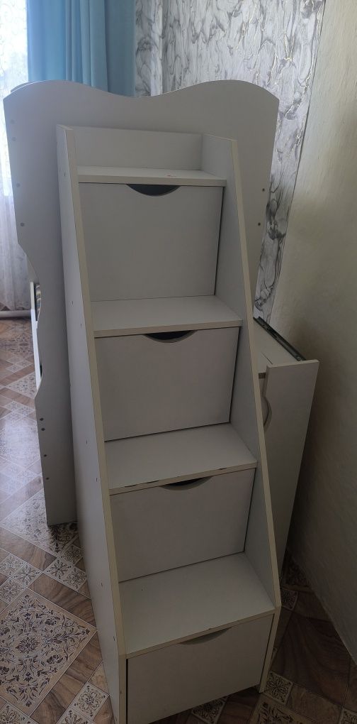 Продам детскую кровать