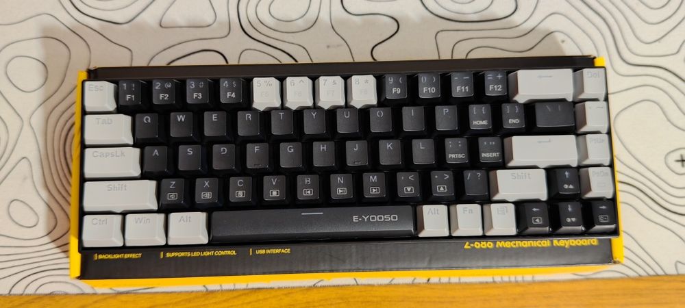 Игровая клавиатура E-YOOSO в идеальном состоянии. Возможен обмен.