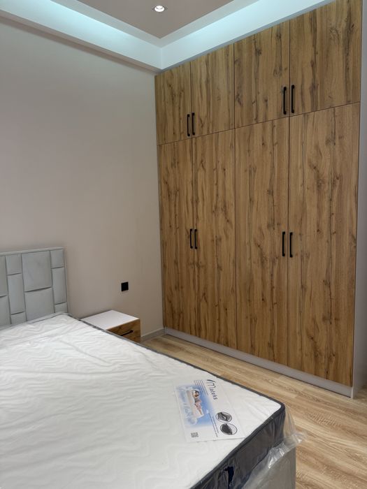 Сдаётся в новостройке 2х комнатная квартира с авторским ремонтом.