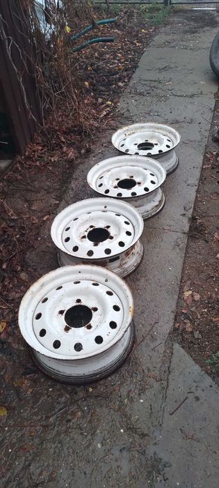 Комплект дисков Уаз R16