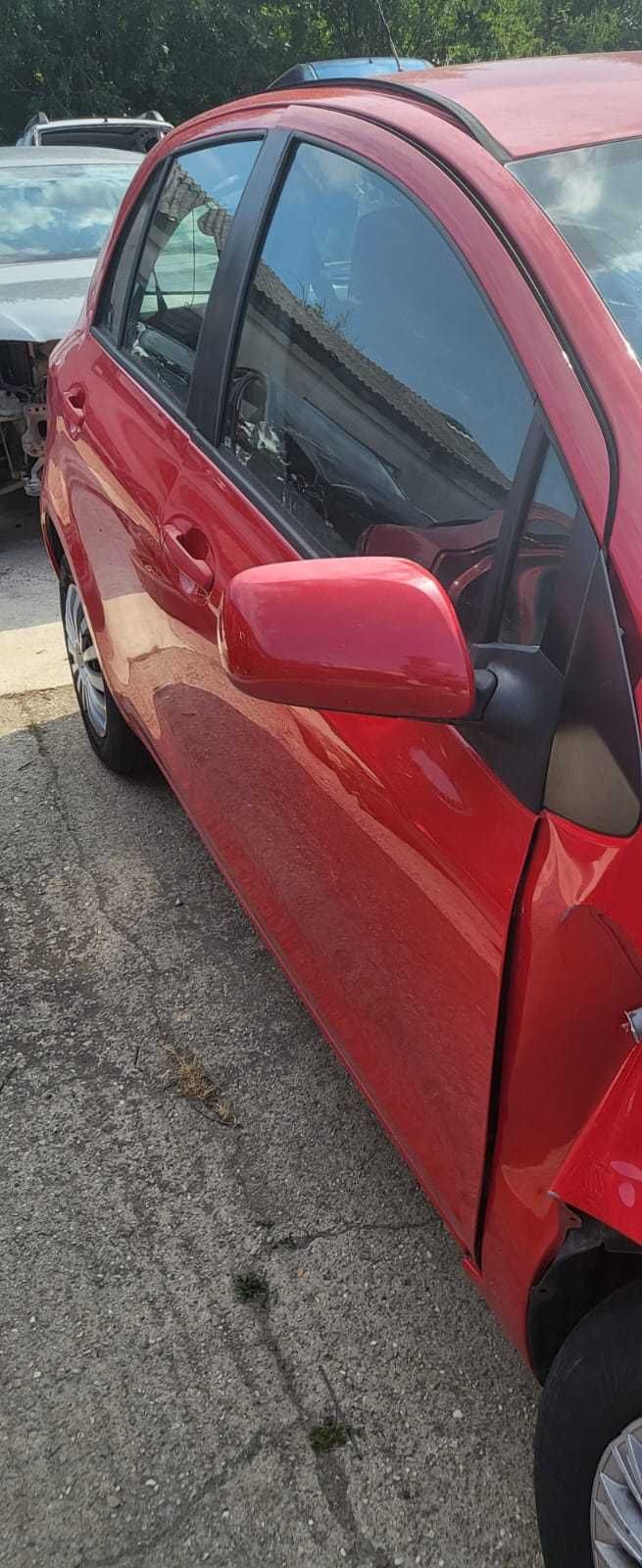Usi stanga / dreapta  fata / spate Toyota Yaris 2008 - pret per bucata