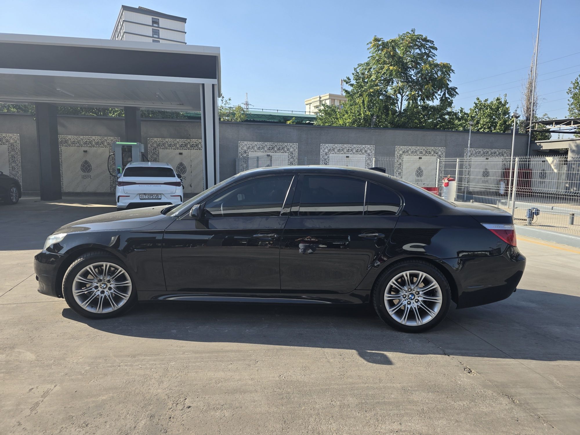 Продаётся BMW E60 530i