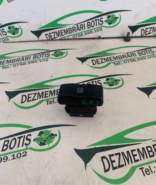 Buton dezaburire parbriz Dacia Logan prima generatie