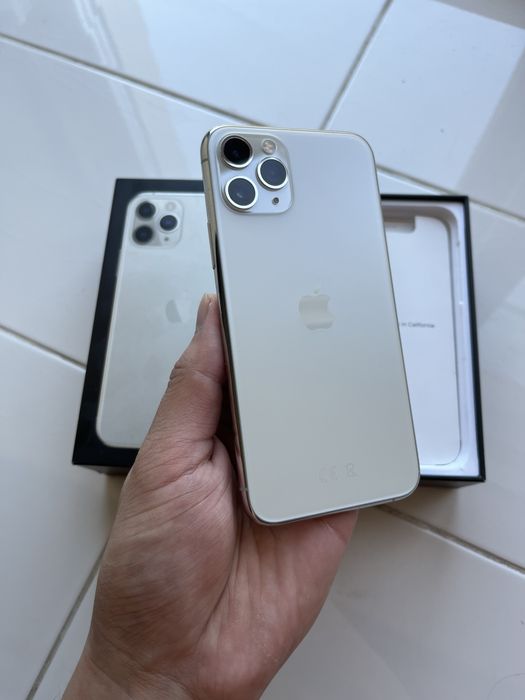 Iphone 11 pro продам