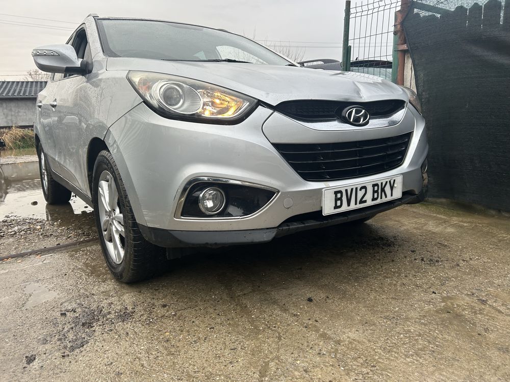 Bara față completă Hyundai ix 35