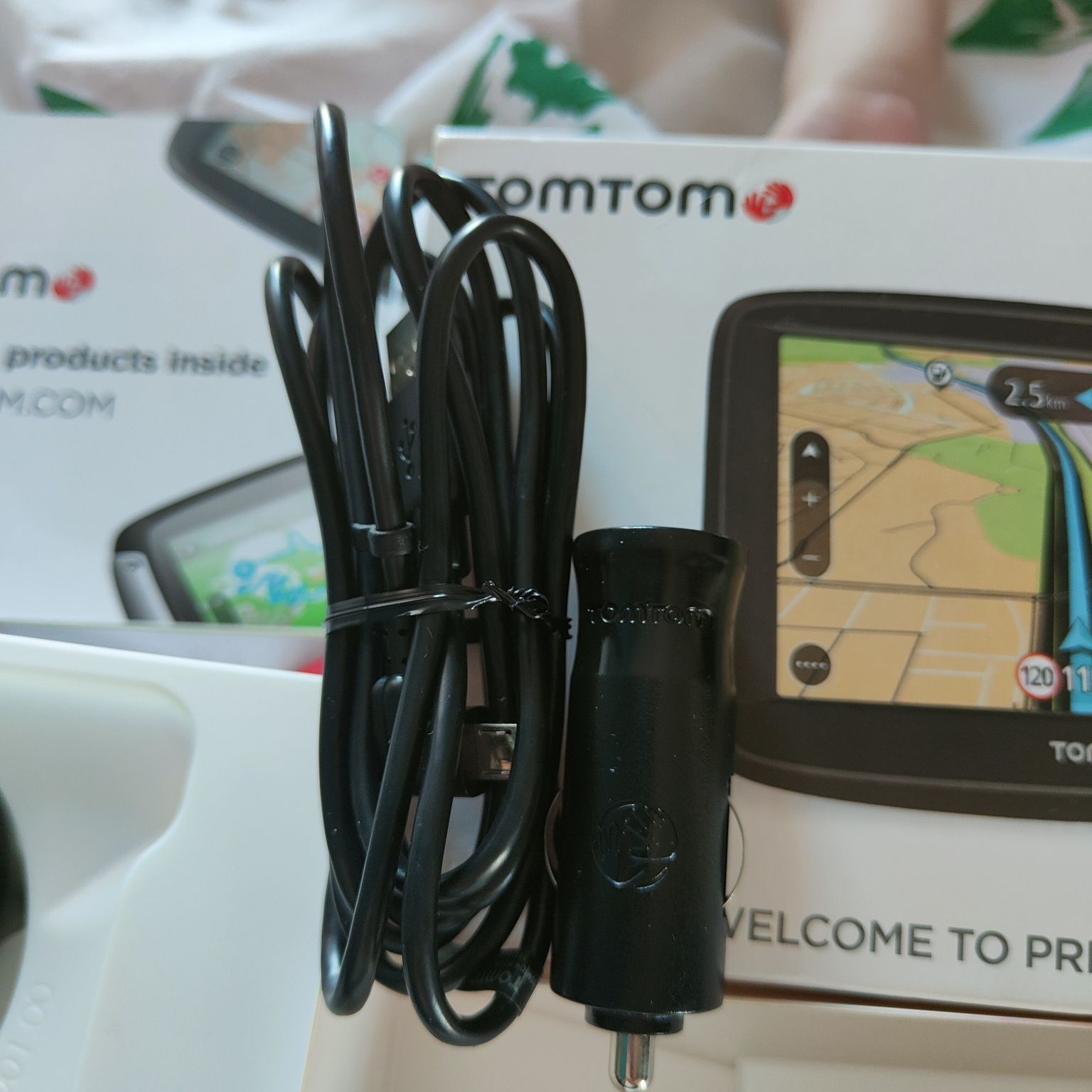Navigație GPS TOMTOM