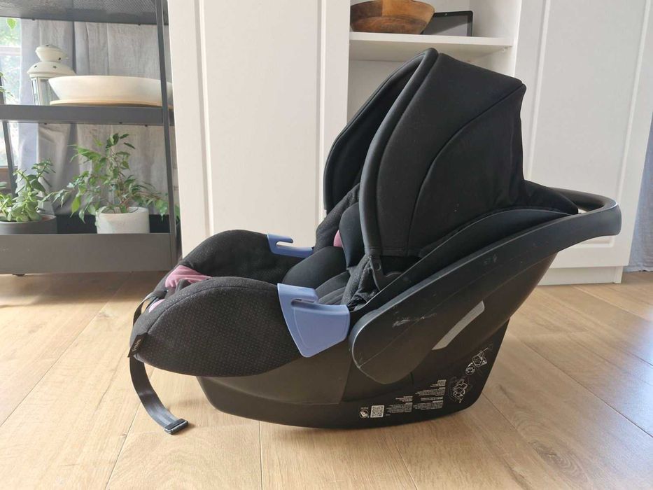 Столче за кола с база RECARO PRIVIA 0-13 кг