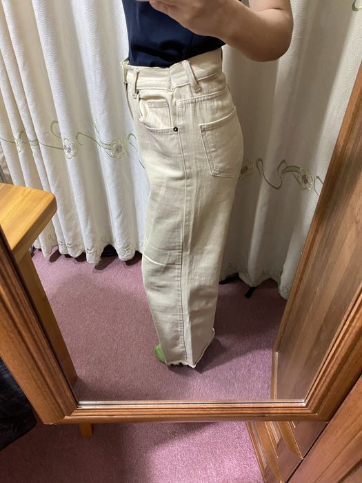 Женские брюки бежевые