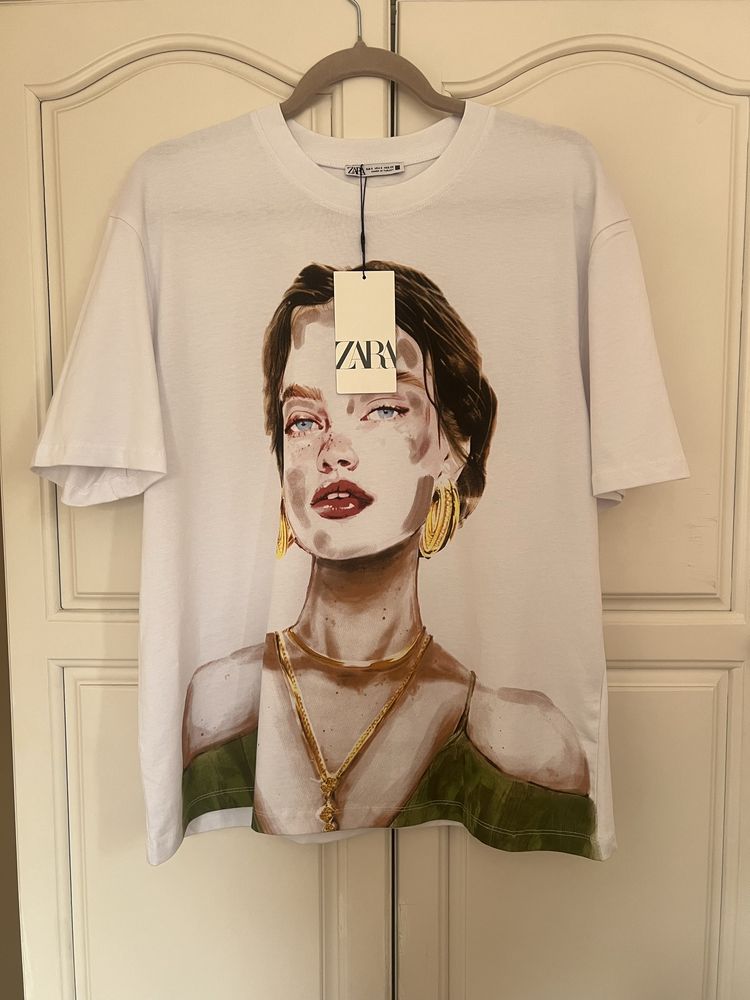 Нова тениска zara