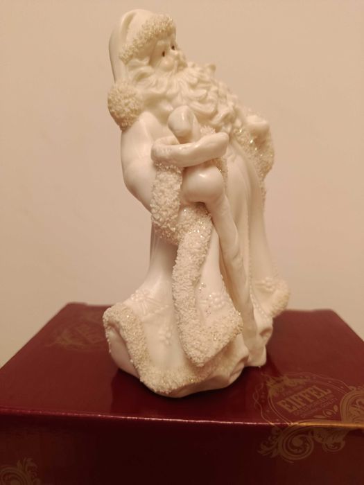 Продам статуэтку Деда Мороза