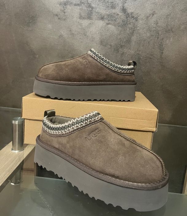 UGG tazz slipper