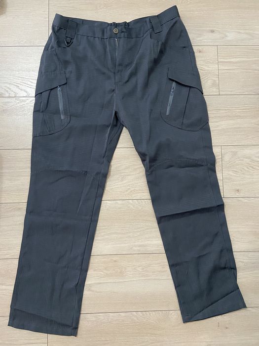 Pantaloni tactici