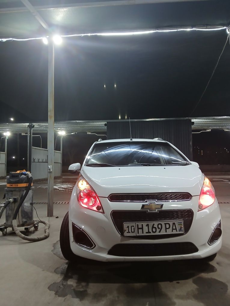 Chevrolet  spark