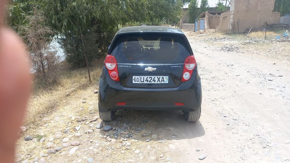 Spark sotiladi kraska et betda bor