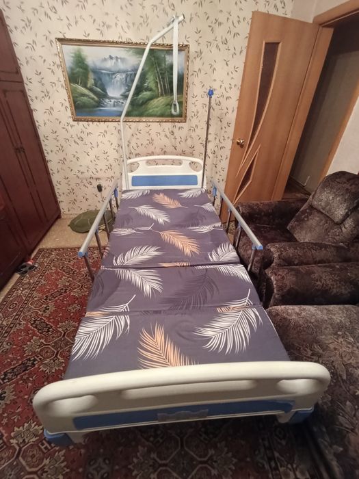 Кровать для лежачих людей