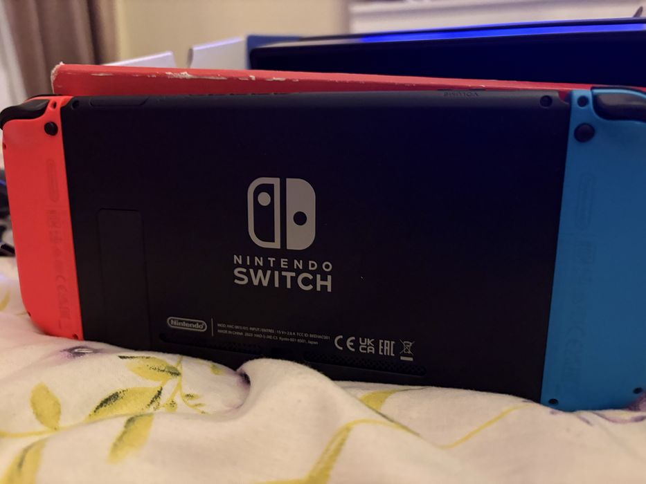 Nintendo switch plus 1 joc