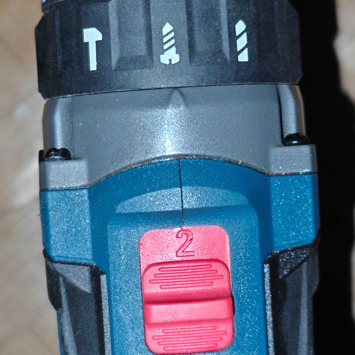 Ronix 8905K ударная дрель шуруповёрт аккумуляторный в кейсе