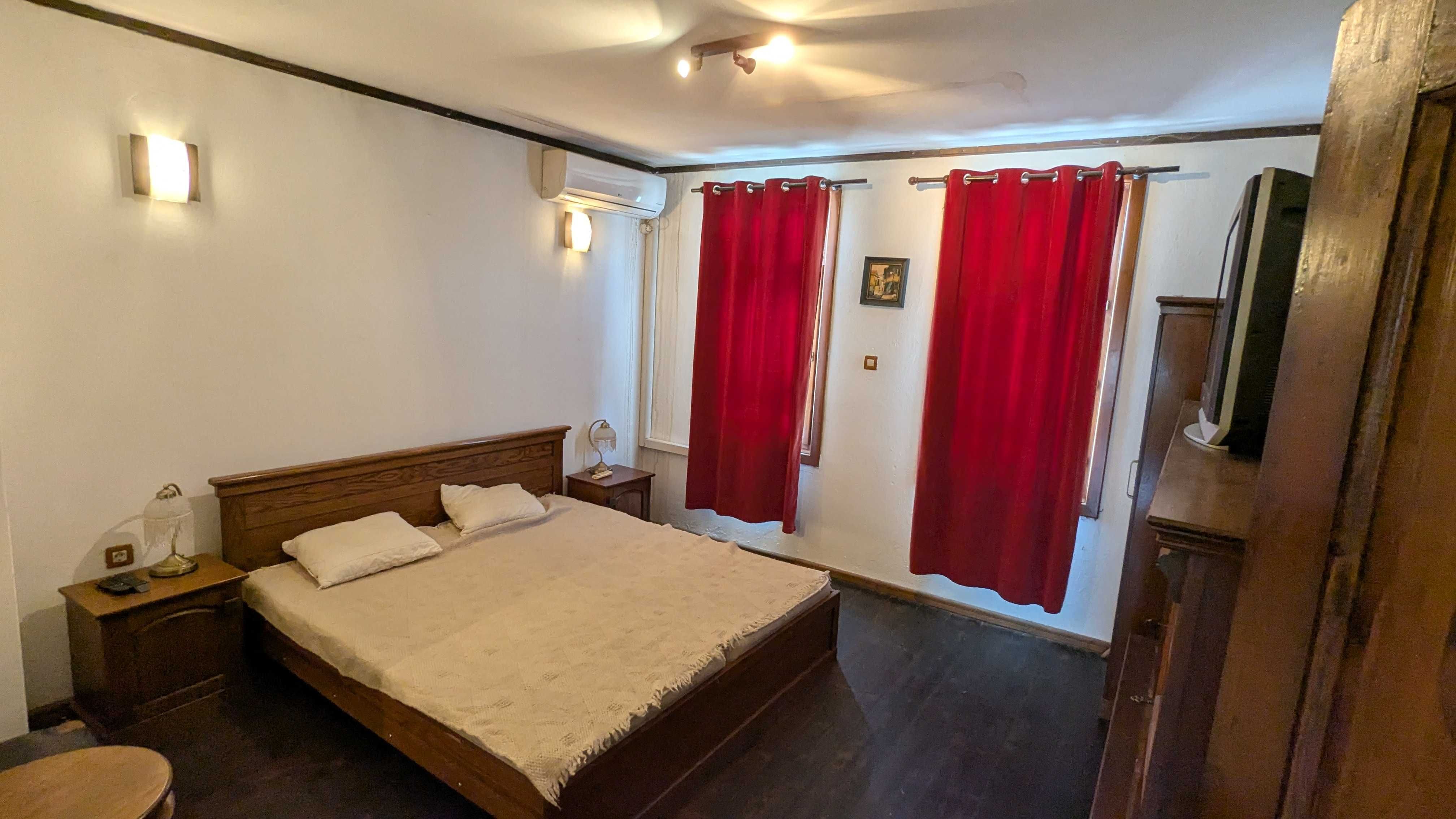 Продавам къща в гр. Ябланица, обл. Ловеч