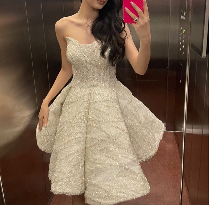 Продаю шикарное платье