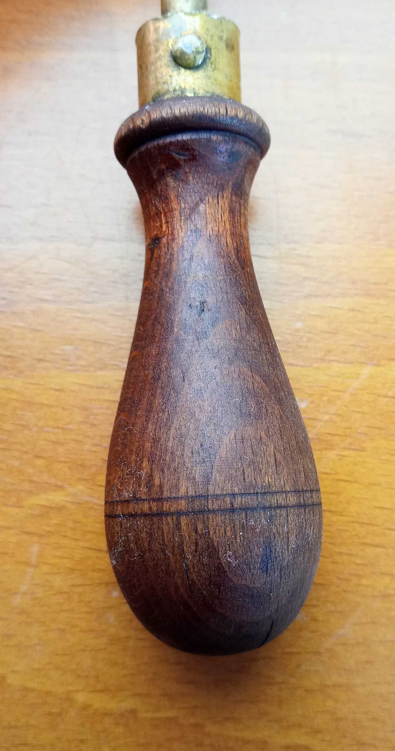 Ръчна австрийска винтидж пръскачка тип спринцовка за цветя J.W.