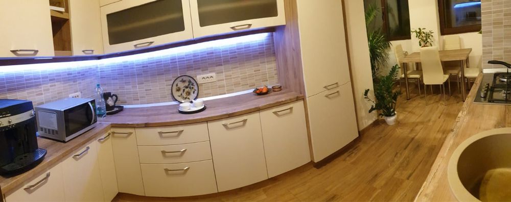 Apartament 3 camere spatios,Bloc in asociatie,Podgoria,garaj sub bloc