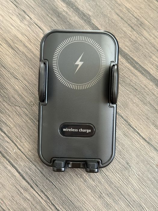 Suport Auto Telefon cu Încărcare Wireless Fast Charging
