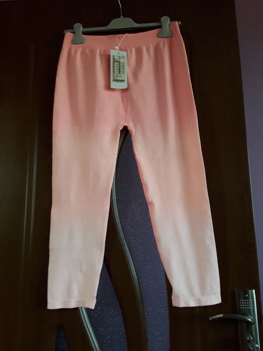 Vând Colanți Damă Fitness Noi Mărimea Universală