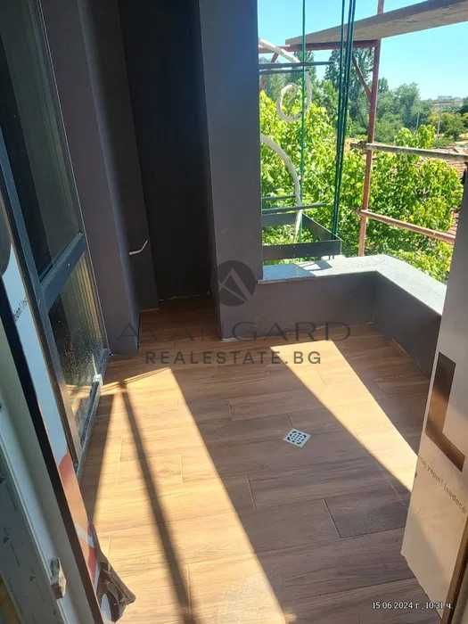 Продава се Двустаен апартамент в Пловдив, Кючук Париж - 80 кв.м за 1450 €/кв.м - Снимка #4