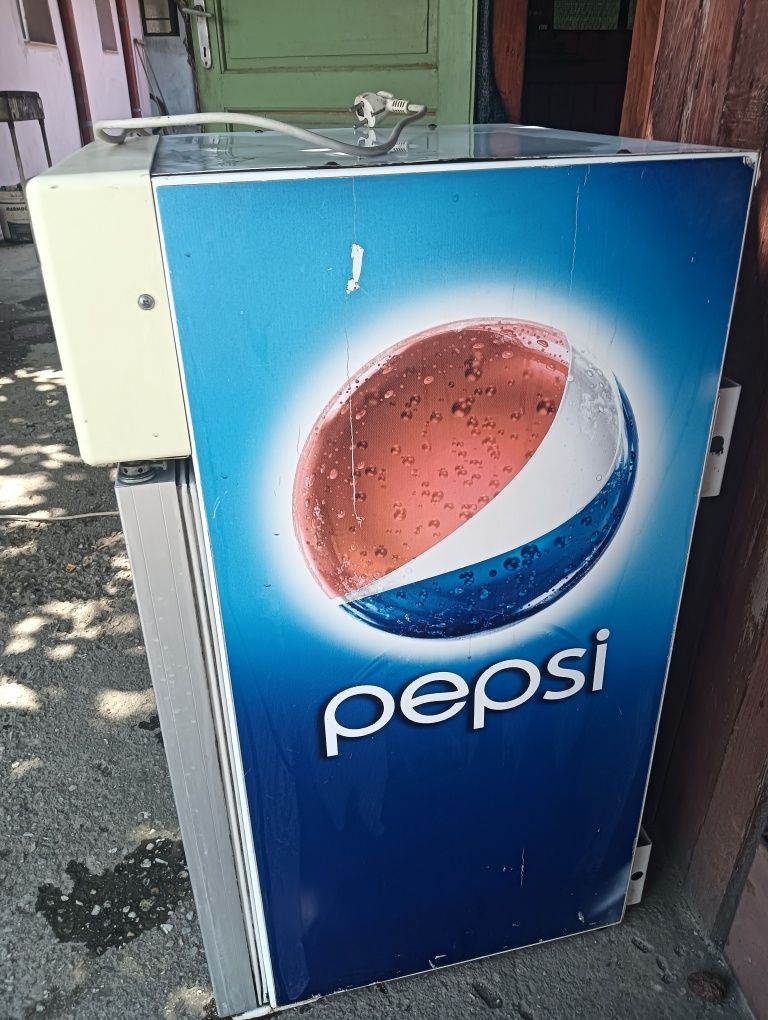 vitrină frigorifică