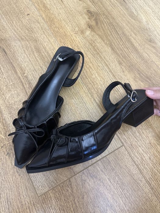 Продам туфли новые