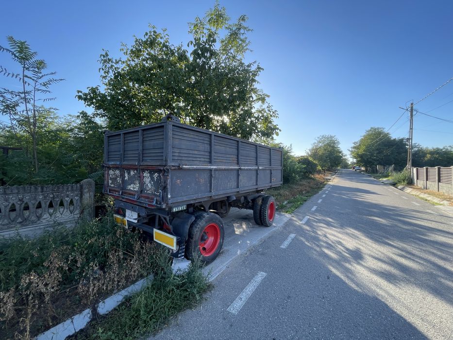 Remorca basculabila pe lateral cu doi cilindri fara acte