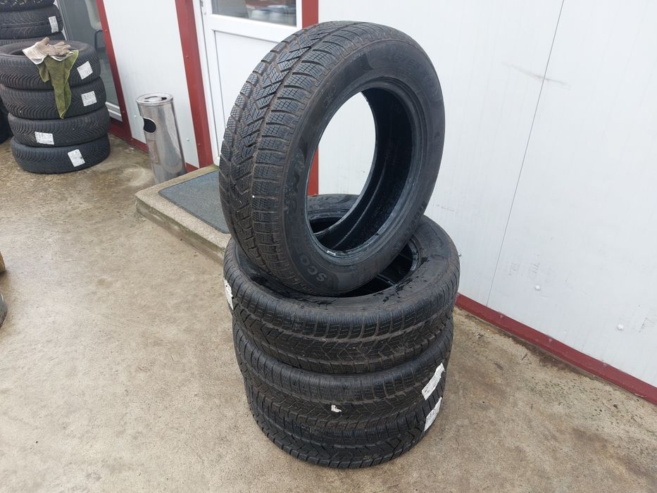 150 lei bucata! Set anvelope M+S 215 65 17 Pirelli dot 2020! 7 mm