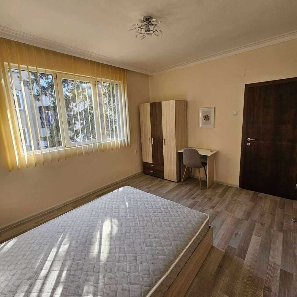 Дава се под наем Тристаен апартамент в София, Лозенец - 90 кв.м за 900 € - Снимка #10