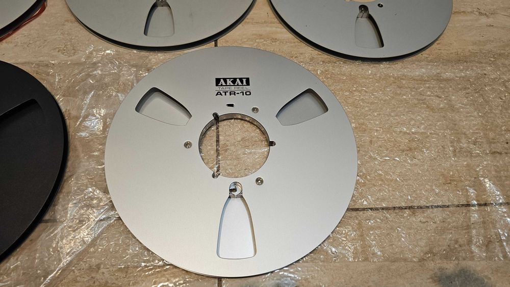 Role metalice Akai NAB, originale. Stare foarte buna, pret pe bucata!