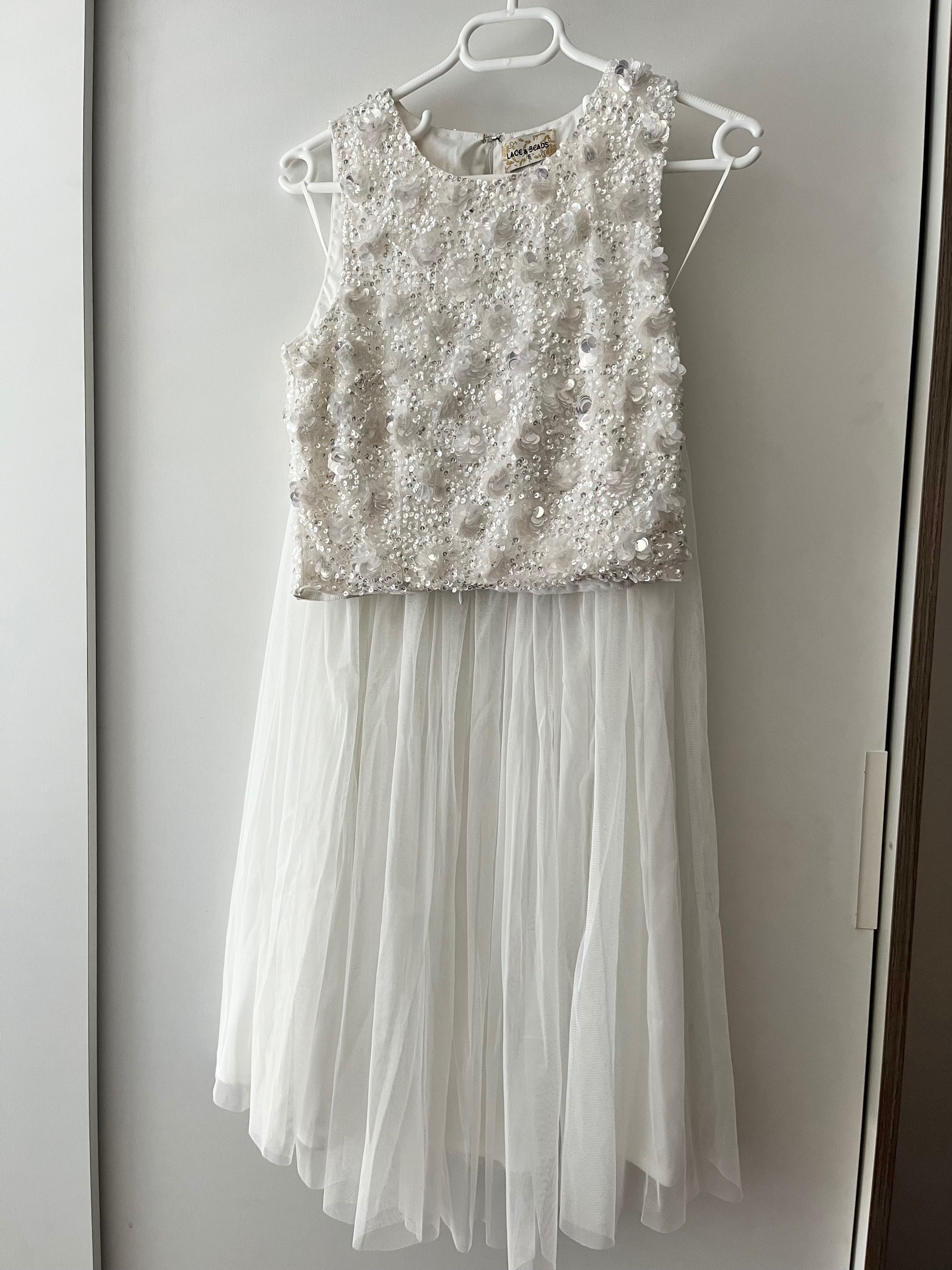 Бял сет пола с бюстие с камъни - Lace and Beads