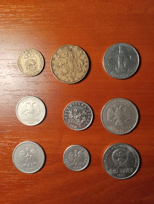 Продам коллекцию иностранных монет