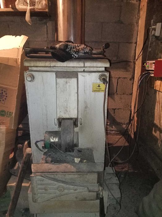 Умный печка на 150 кв продам 150 тысяч договоримся в районе защита