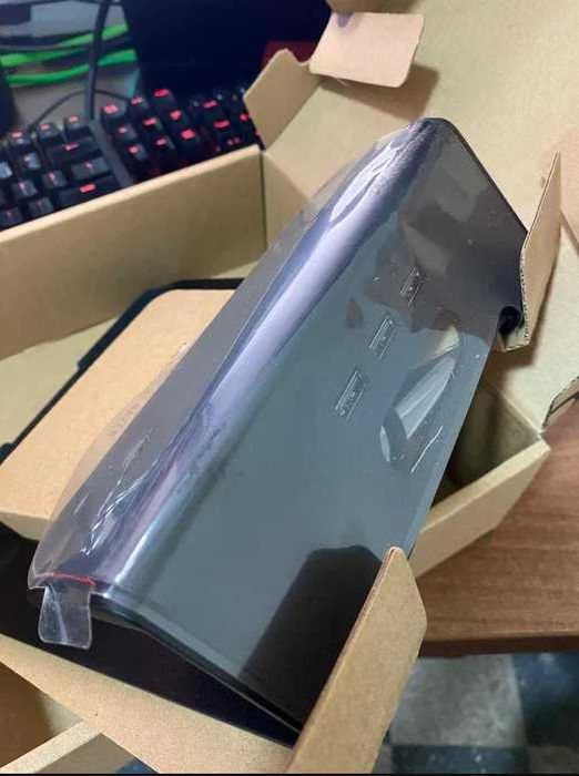 Suport Laptop Razer Chroma cu hub 3 porturi USB 3.0