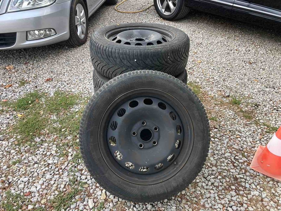Зимни гуми с джанти за VW Caddy i  Golf5