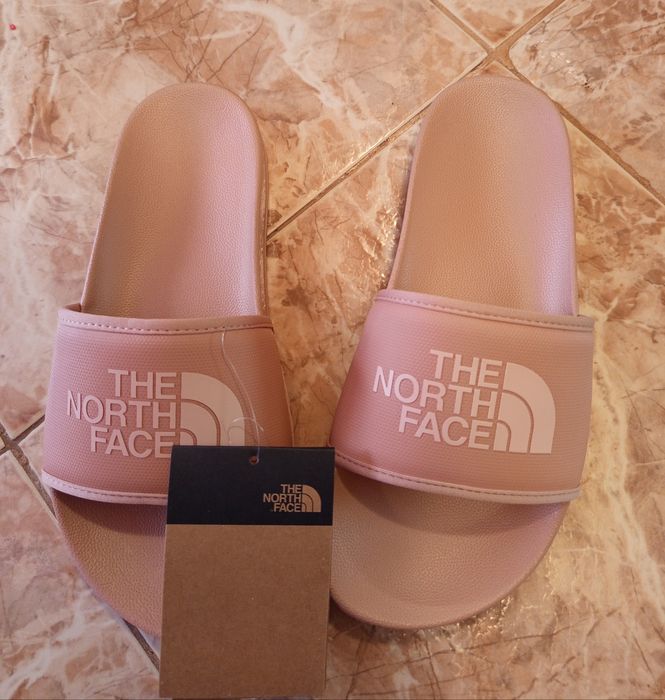 Дамски чехли The North Face 39номер нови с етикет