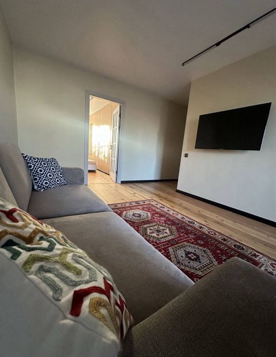 Квартира напротив тц Next  Ул. Бабура 2/5/5 50 кв.м