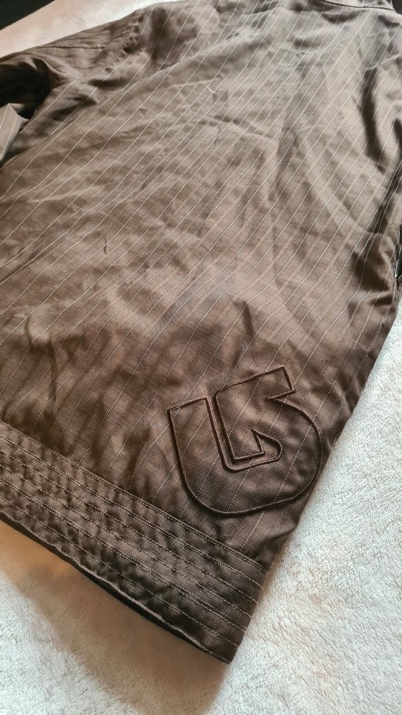 Geaca Burton snowboard S ( S mare )