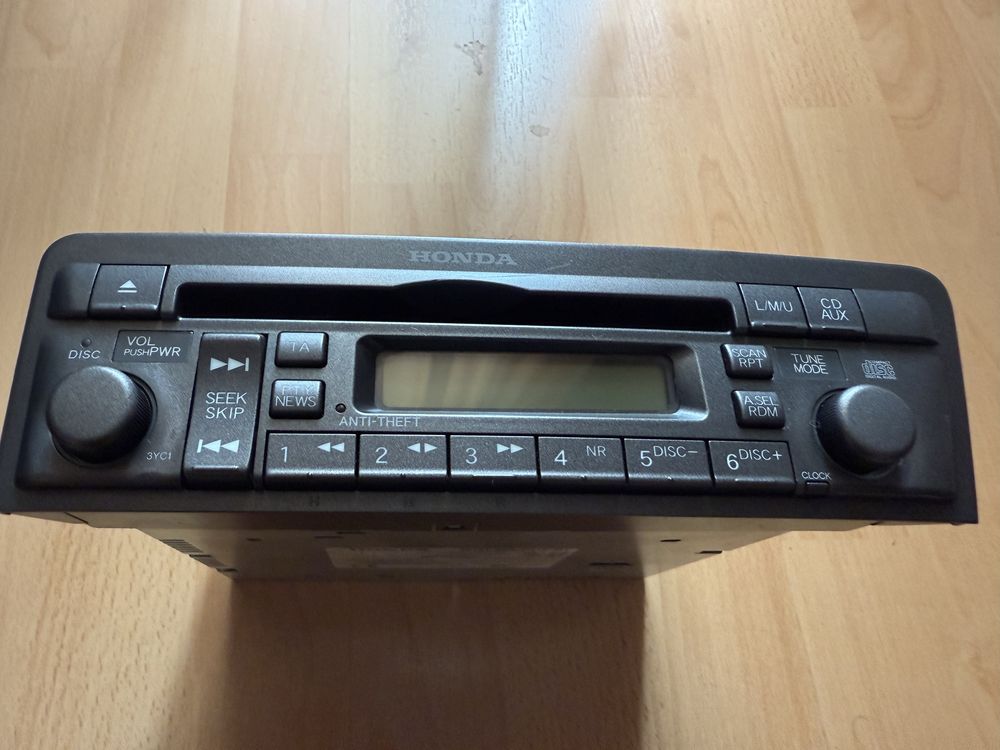 CD Honda Civic 2001-2005 DEH-M6006ZH