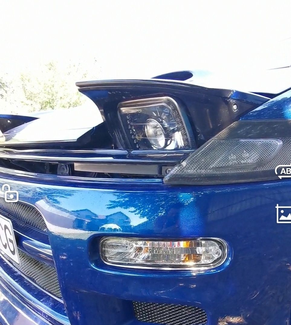 Faruri deosebite Toyota Celica t18