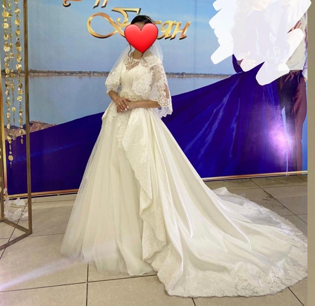 Продается свадебное платье итальянского бренда La Sposa